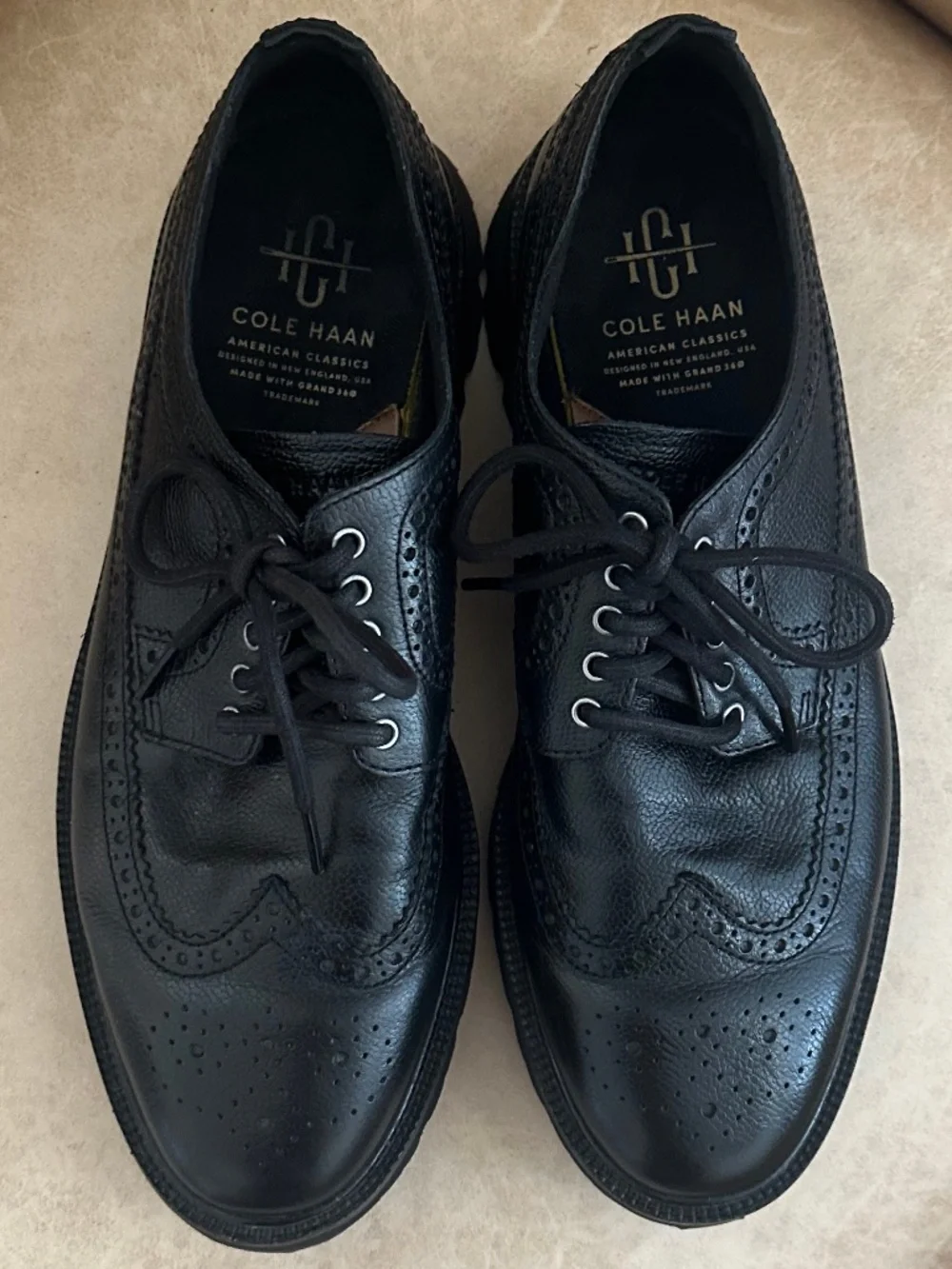 Cole Haan Men's American Classics Leather Longwing Oxford 10 Timeless Business
